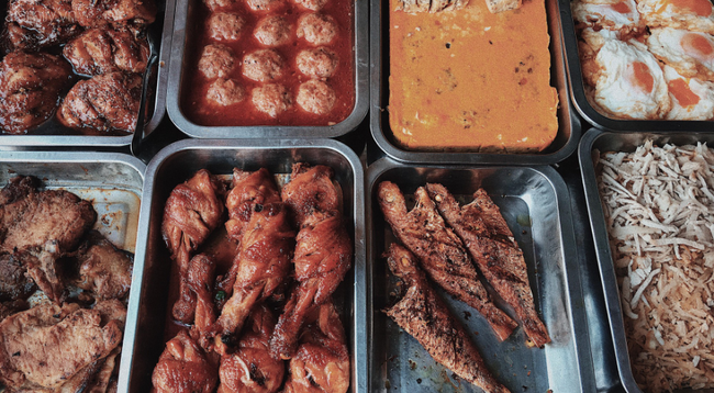 Дробленый рис с гарниром «комтам» – блюдо, характерное для сайгонской кухни ảnh 2 Дробленый рис с гарниром «комтам» – блюдо, характерное для сайгонской кухни ảnh 2