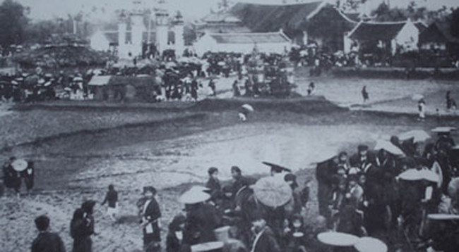 Фотографии, посвященные традиционным культурным мероприятиям в Ханое в былые времена ảnh 4 Фотографии, посвященные традиционным культурным мероприятиям в Ханое в былые времена ảnh 4