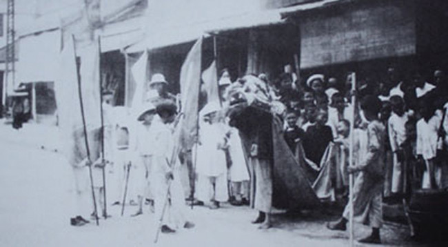 Фотографии, посвященные традиционным культурным мероприятиям в Ханое в былые времена ảnh 7 Фотографии, посвященные традиционным культурным мероприятиям в Ханое в былые времена ảnh 7