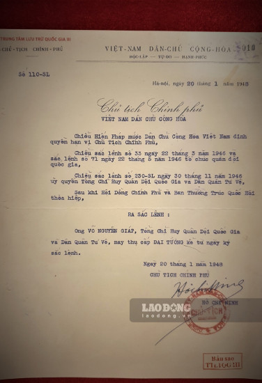 Бесценные памятные вещи дяди Хо для Вьетнамской народной армии ảnh 7 Бесценные памятные вещи дяди Хо для Вьетнамской народной армии ảnh 7