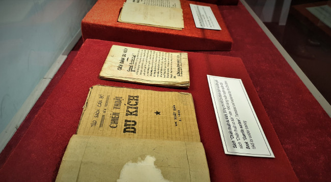 Бесценные памятные вещи дяди Хо для Вьетнамской народной армии ảnh 8 Бесценные памятные вещи дяди Хо для Вьетнамской народной армии ảnh 8