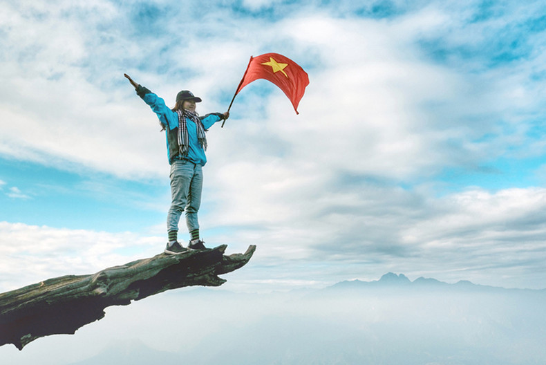 Покоряя крышу пограничной общины Ити, «гоняться за облаками» на вершине Лаотхан ảnh 9