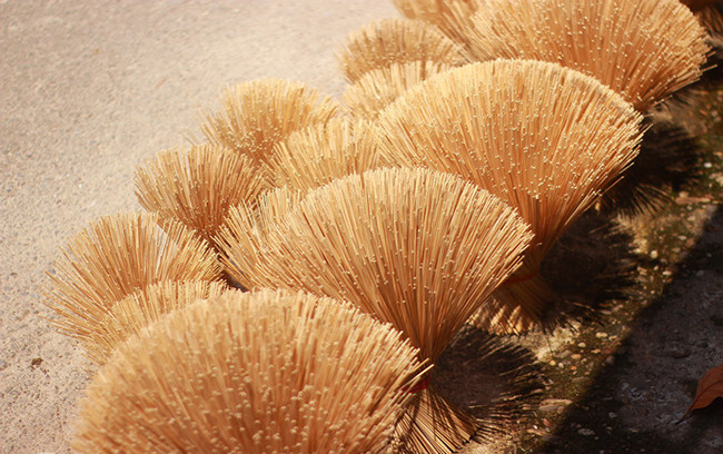 700-летняя ремесленная деревня по изготовлению благовоний ảnh 6 700-летняя ремесленная деревня по изготовлению благовоний ảnh 6