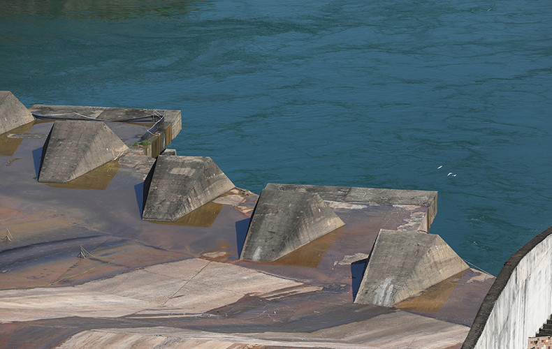 Гидроэлектростанция Хоабинь – великолепное сооружение 20-го века ảnh 4 Гидроэлектростанция Хоабинь – великолепное сооружение 20-го века ảnh 4