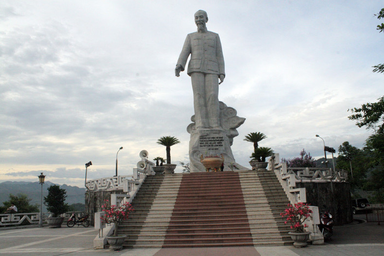 Гидроэлектростанция Хоабинь – великолепное сооружение 20-го века ảnh 13 Гидроэлектростанция Хоабинь – великолепное сооружение 20-го века ảnh 13