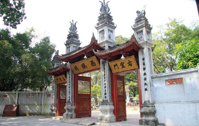 Четыре священных храма, защищающих Тханглонг с древних времен ảnh 3