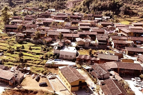 Уголок культурного пространства одной из лучших туристических деревень мира — Ло-ло-чай (Лунгку, провинция Туенкуанг). (Фото: ВИА)