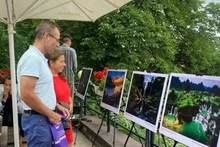 В кулуарах программы были представлены фотографии, посвященные знаменитым достопримечательностям Вьетнама. Фото: ВИА