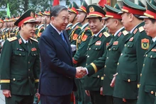 Генеральный секретарь ЦК КПВ То Лам посетил Военно-техническую академию