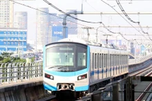 Поезд линии метро №1 Бентхань – Суойтьен движется из центра Хошимин в направлении Суойтьен. Фото: ВИА