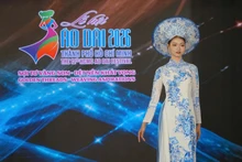 Показ аозай стал ярким акцентом мероприятия утром 3 марта. Фото: baotintuc