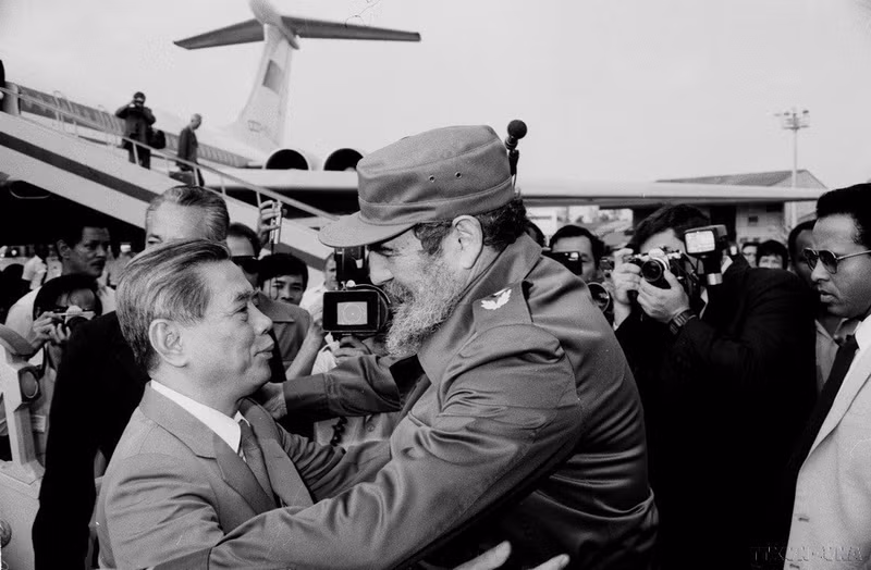 nguyen-van-linh-10.jpg