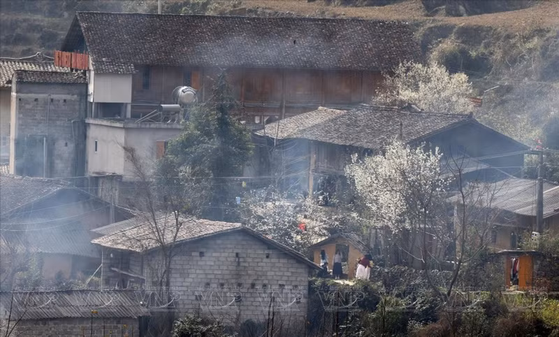 01-lo-lo-chai-village.jpg