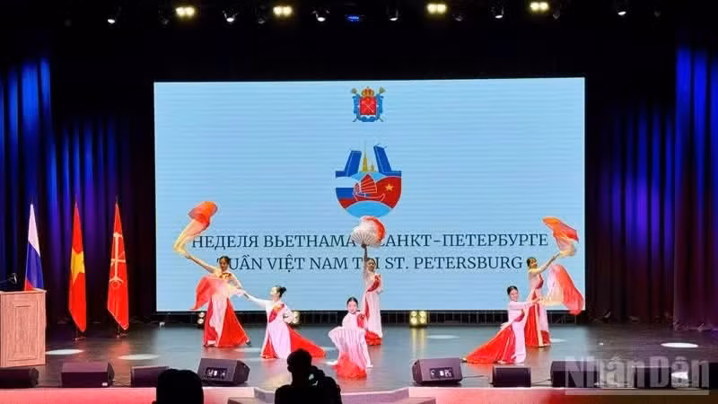 Художественный номер на мероприятии.