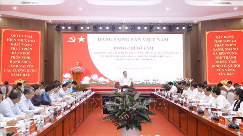 vna-potal-tong-bi-thu-chu-tich-nuoc-lam-viec-voi-ban-thuong-vu-tinh-uy-son-la-stand-1.jpg