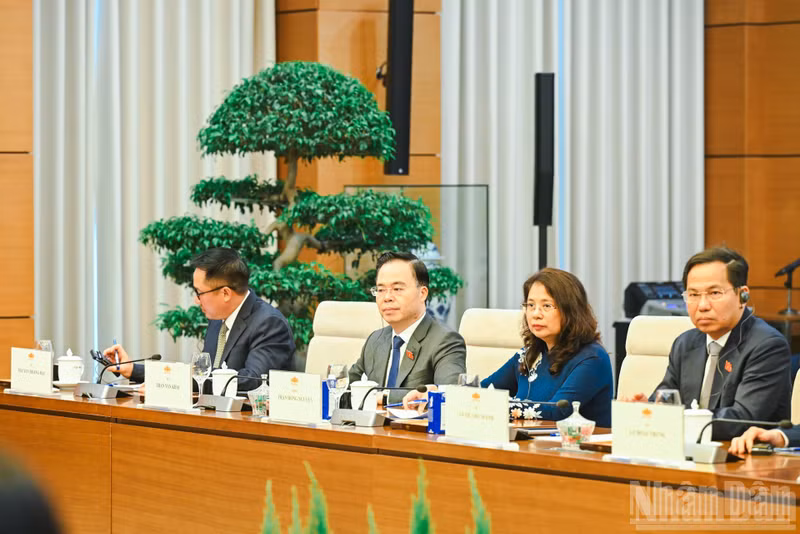 ndo-br-bnd-5766.jpg