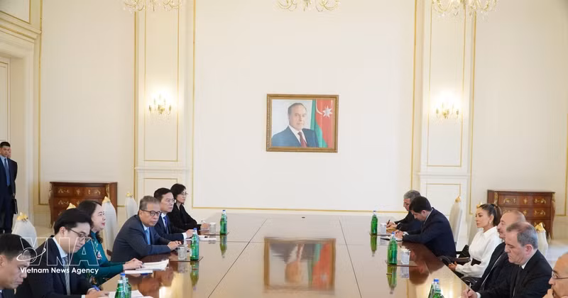 Вице-президент Вьетнама Во Тхи Ань Суан провела переговоры с Президентом Азербайджана Ильхамом Алиевым и первым вице-президентом Мехрибан Алиевой. (Фото: ВИА)