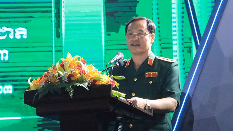 Генерал-полковник Ву Хай Шан выступает на событии. Фото: Нгуен Хиеп Генерал-полковник Ву Хай Шан выступает на событии. Фото: Нгуен Хиеп