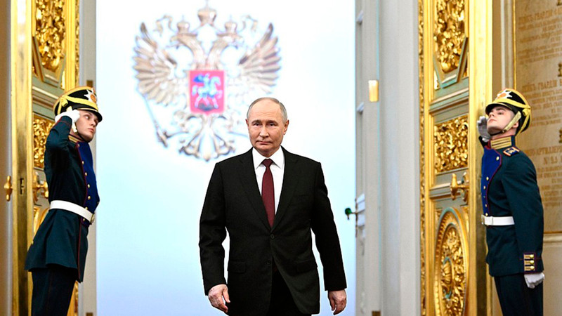 Президент в пятный раз вступает в должность Президента РФ. Фото: kremlin.ru