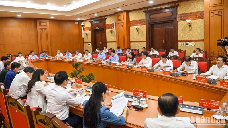 Общий вид конференции с отделами ЦК КПВ. Фото: Зюи Линь