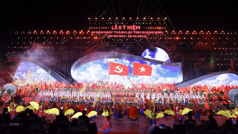 Художественная программа на церемонии. Фото: ВИА