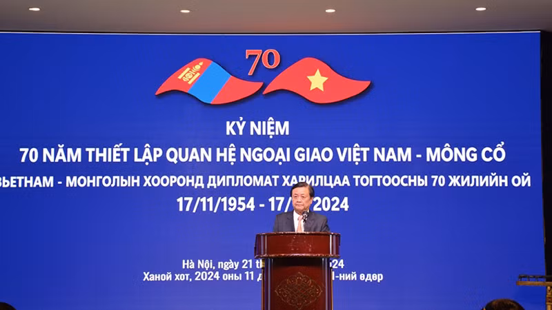 Министр сельского хозяйства и развития деревни Ле Минь Хоан выступает на церемонии. Фото: qdnd.vn