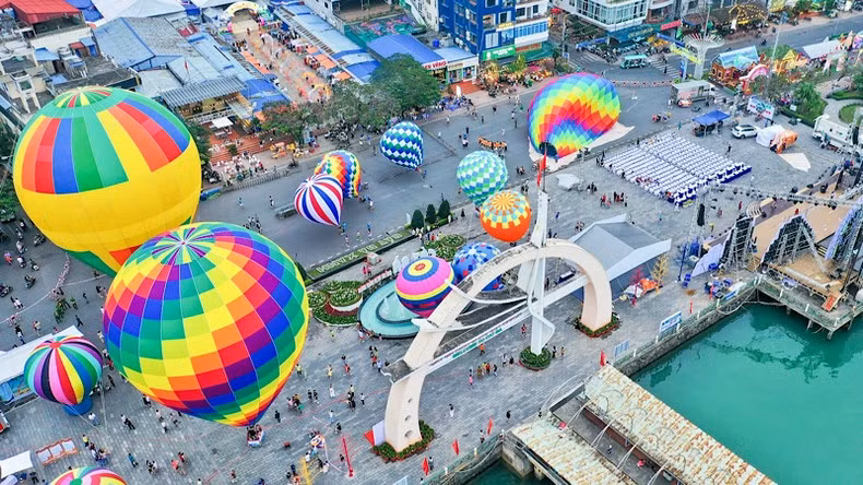 Фестиваль воздушных шаров.