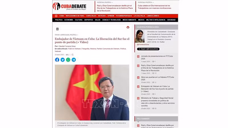 Посол Вьетнама на Кубе Ле Куанг Лонг дает интервью корреспонденту электронной газеты «Cubadebate». Фото: ВИА