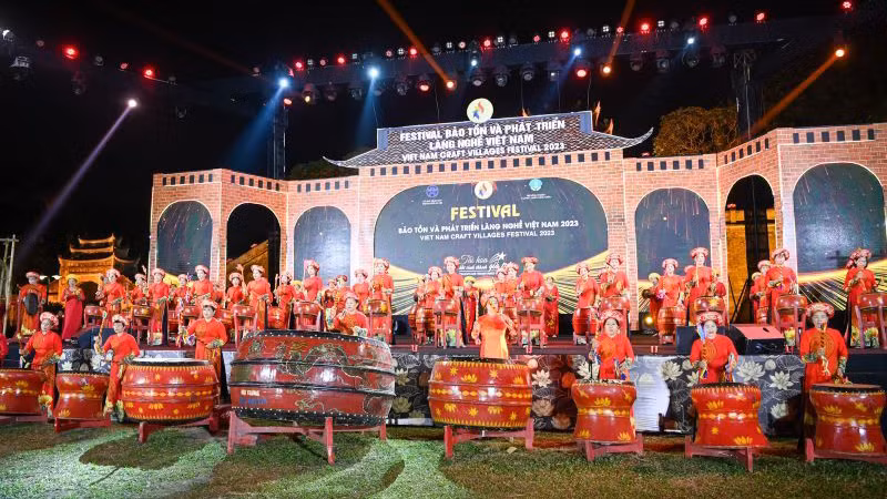 Художественный номер на церемонии. Фото: Зюи Линь