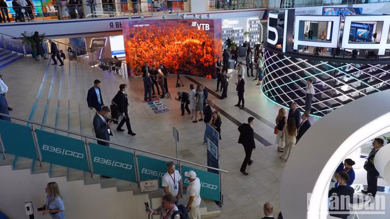 Общий вид форума. Фото: Тхюи Ван