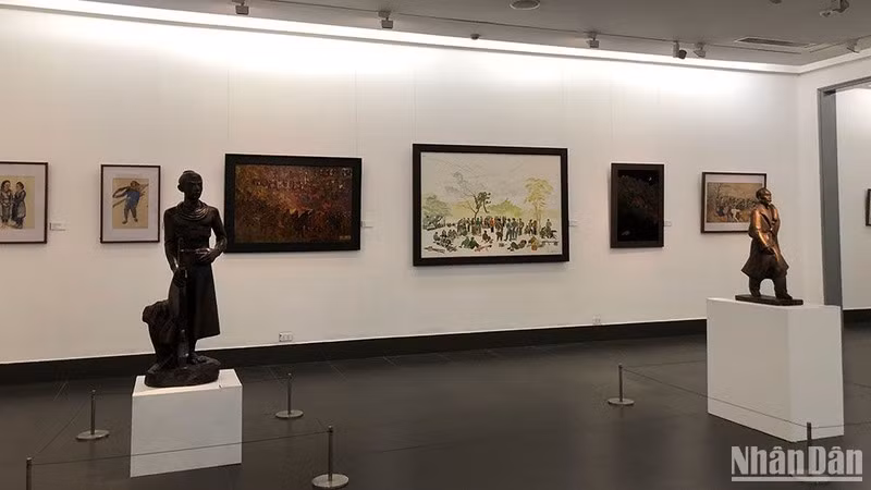 Выставка «Дорога в Дьенбьен». 