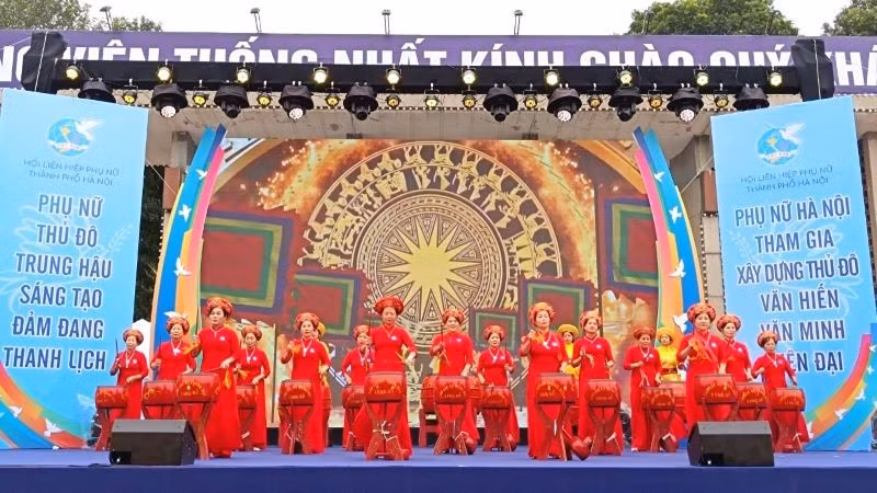 Выступление в рамках программы «Танец мира – дружбы».