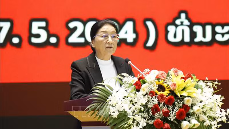 Вице-президент Лаоса Пани Ятхоту выступает на мероприятии. Фото: ВИА