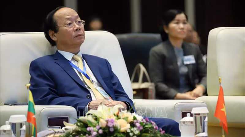 Замминистра природных ресурсов и охраны окружающей среды Во Туан Нян на совещании. Фото: ВИА