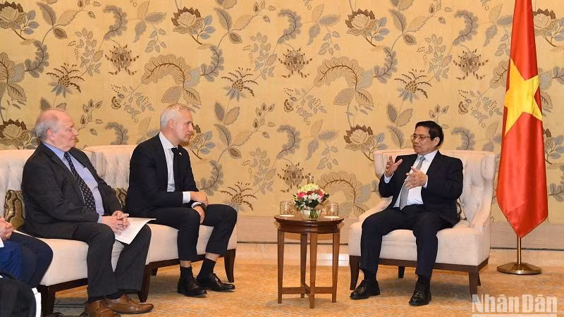 Общий вид приема. Фото: Тхань Жанг