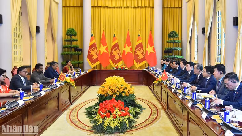 Общий вид переговоров. Фото: Тхюи Нгуен