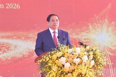 Премьер-министр Фам Минь Тьинь выступает на церемонии. Фото: Тхань Жанг