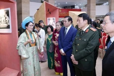 Делегаты на выставке