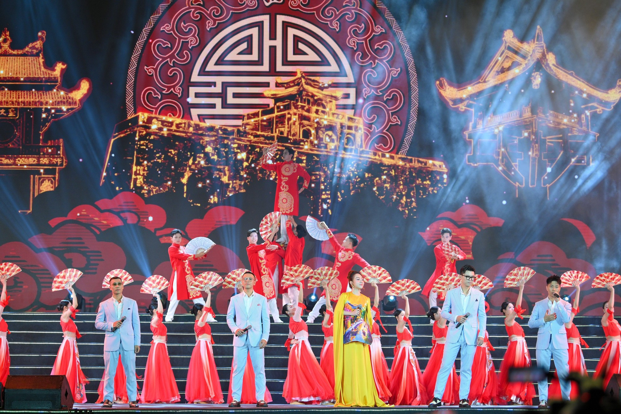 Фестиваль Тханглонг – Ханой 2025 года успешно выполнил свою миссию – связал тысячелетнее наследие с современным ритмом жизни, открыв новый цикл творчества для столицы.