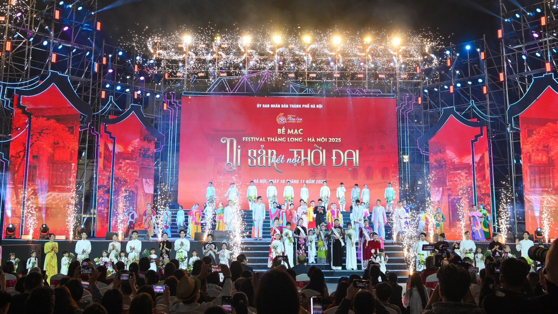 Фестиваль Тханглонг – Ханой 2025 г. завершился, оставив множество ярких впечатлений у жителей столицы