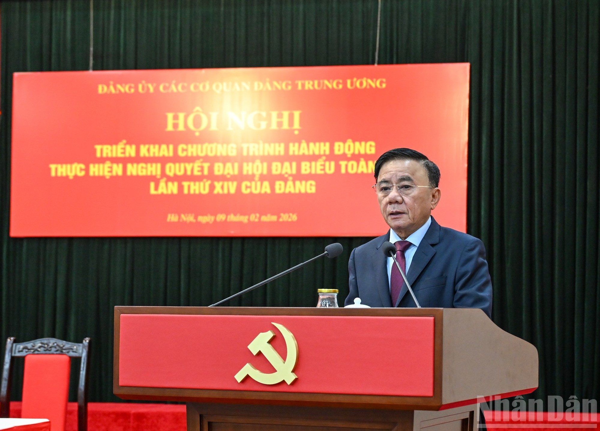 Постоянный член Секретариата ЦК КПВ Чан Кам Ту выступает с заключительным словом. (Фото: Зюи Линь)