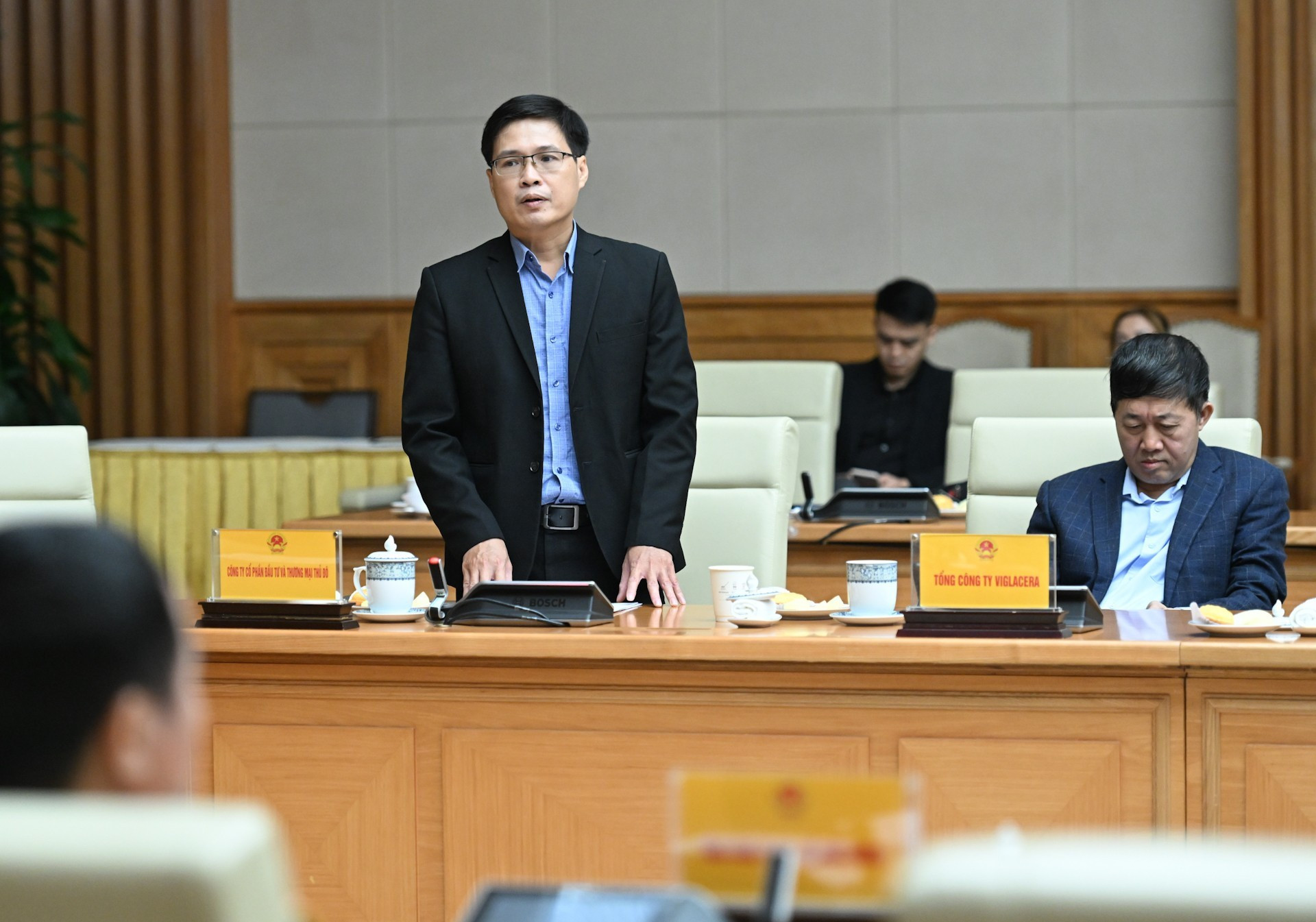 Выступает представитель АО «Столичные инвестиции и торговля».