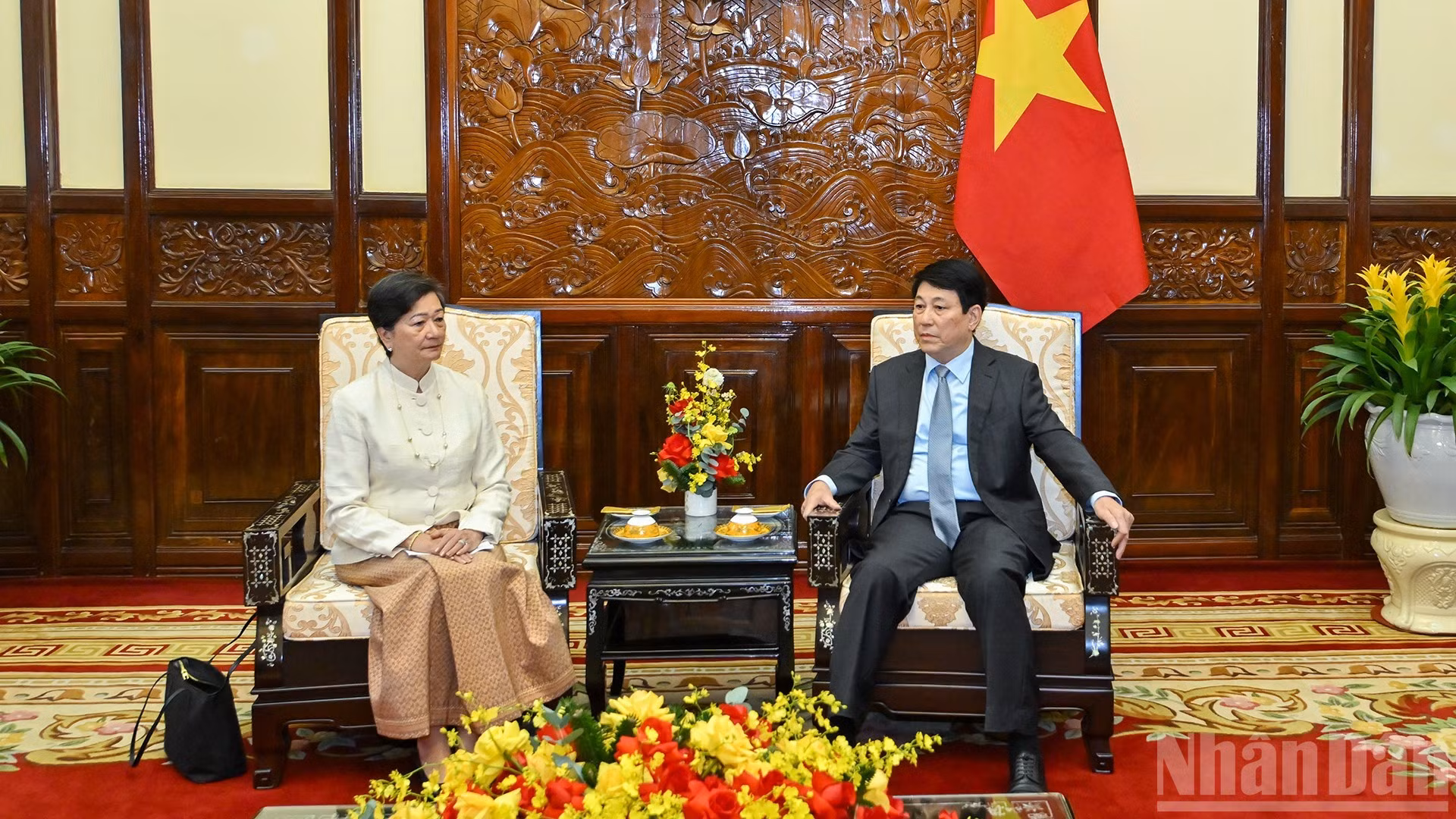 [Фото] Президент Вьетнама Лыонг Кыонг принял Посла Камбоджи во Вьетнаме