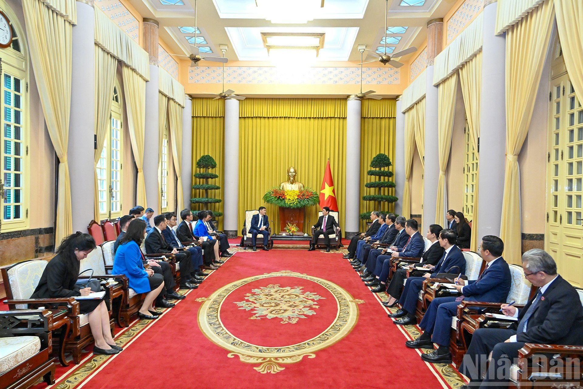 Общий вид приема в Президентской резиденции.