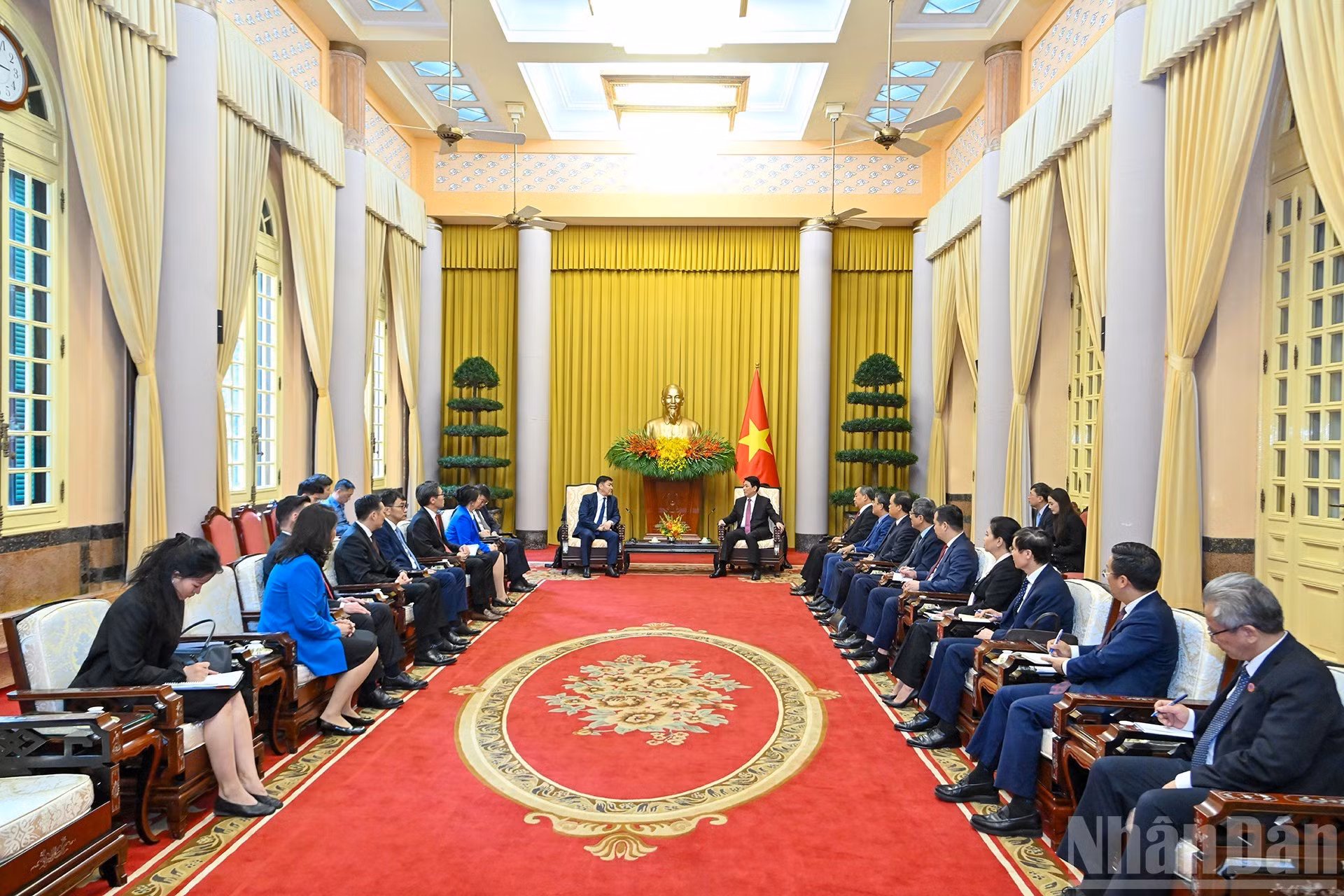 Общий вид приема в Президентской резиденции.