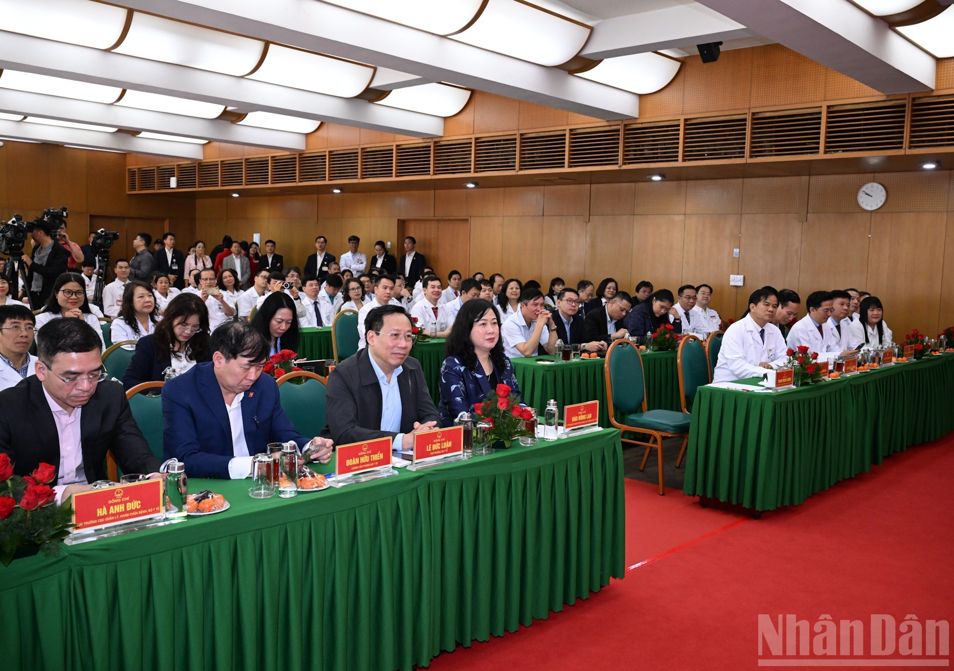 Делегаты на встрече.