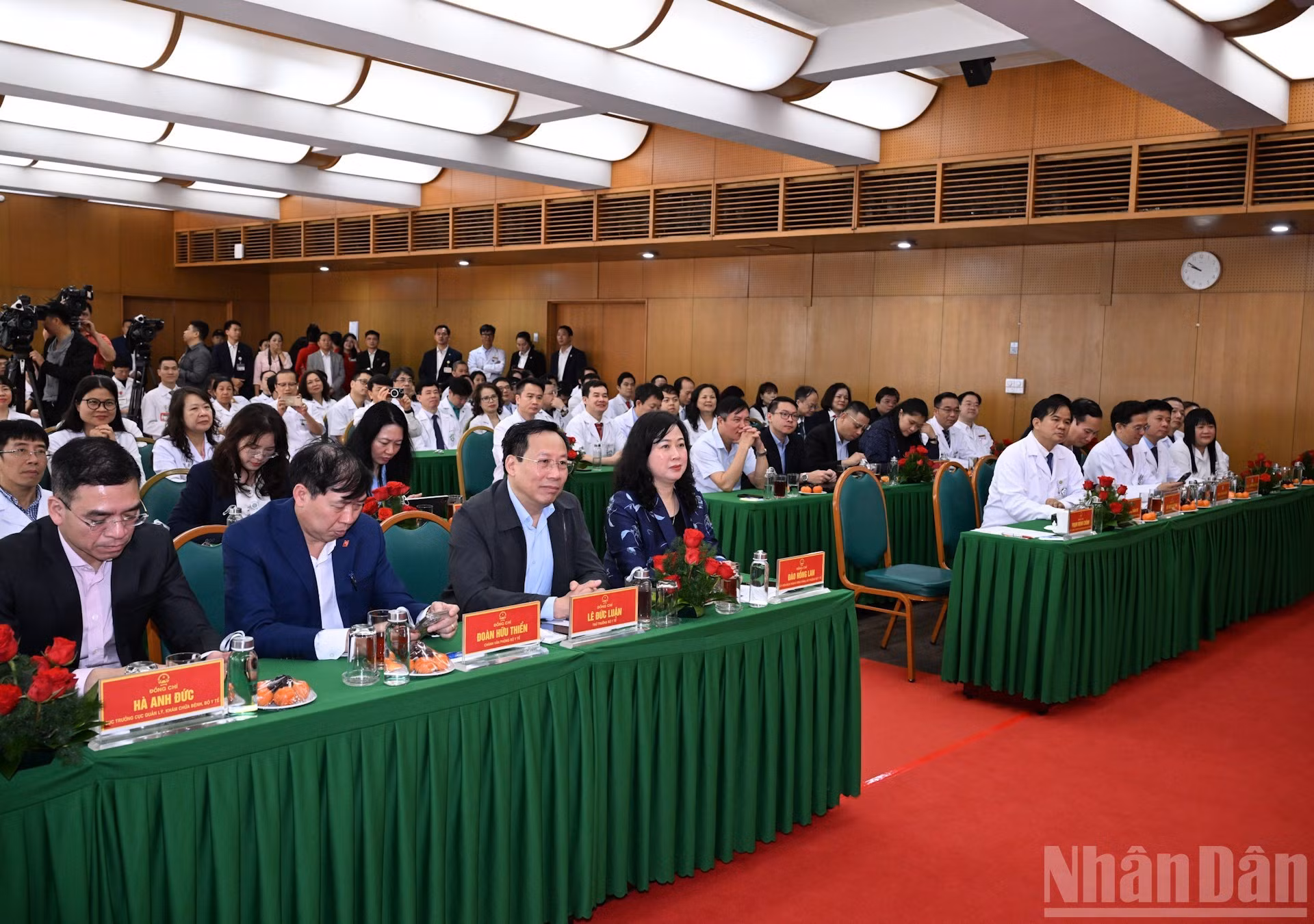 Делегаты на встрече.