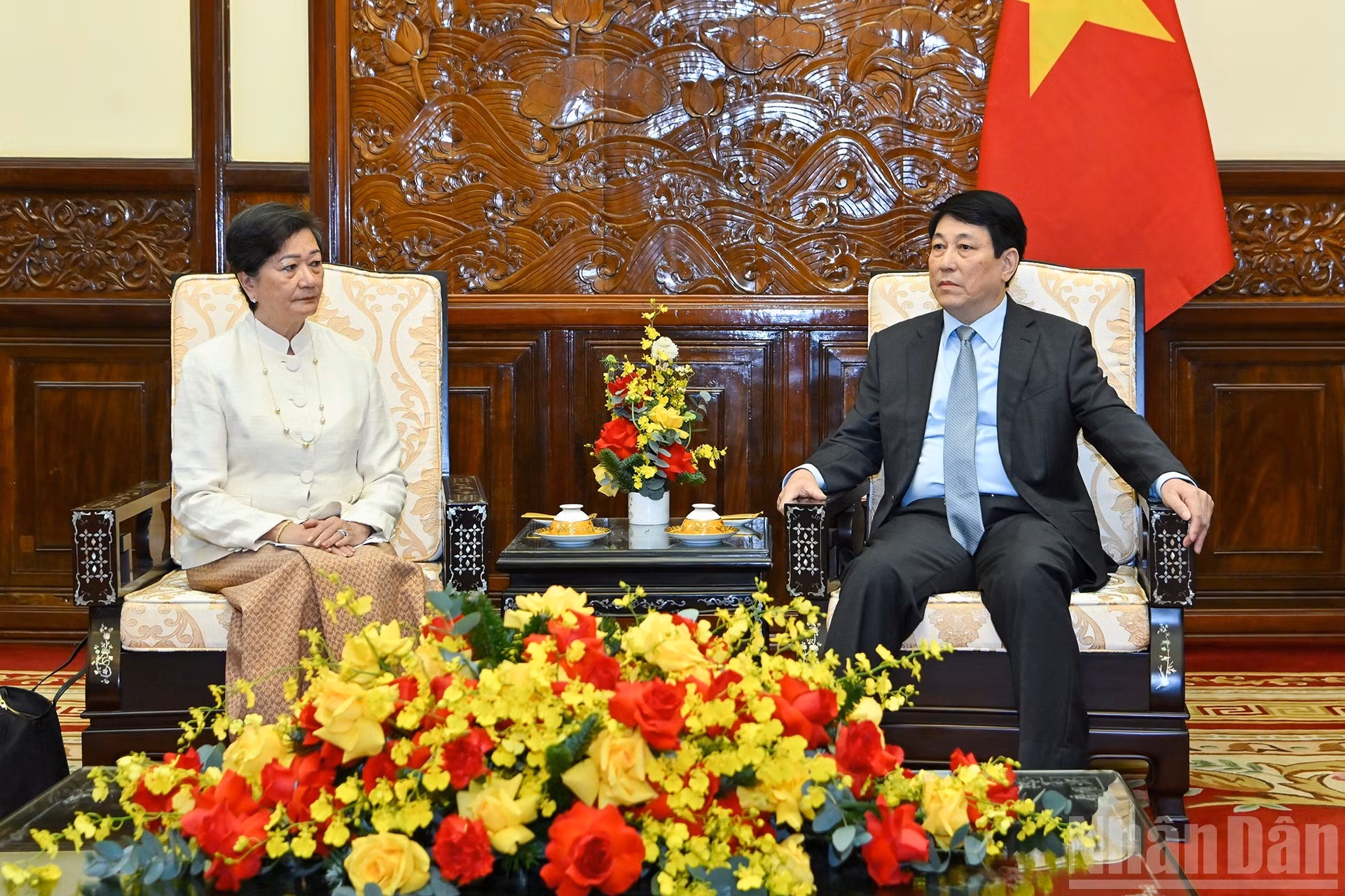 Президент Вьетнама Лыонг Кыонг принимает Посла Камбоджи во Вьетнаме Чеа Кимтха.