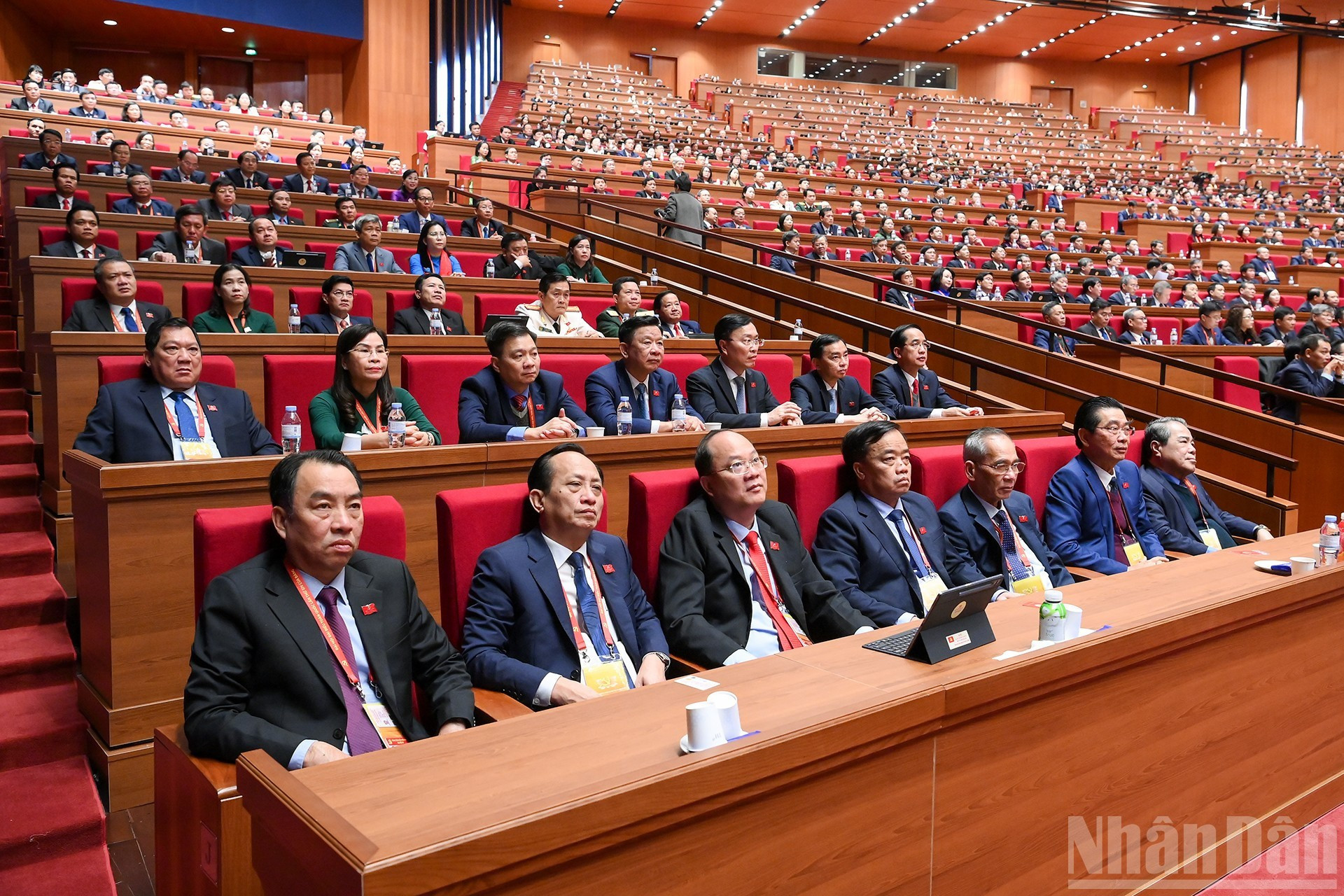 Делегаты делегации парторганизации провинции Камау на заседании. (Фото: Тхюи Нгуен)