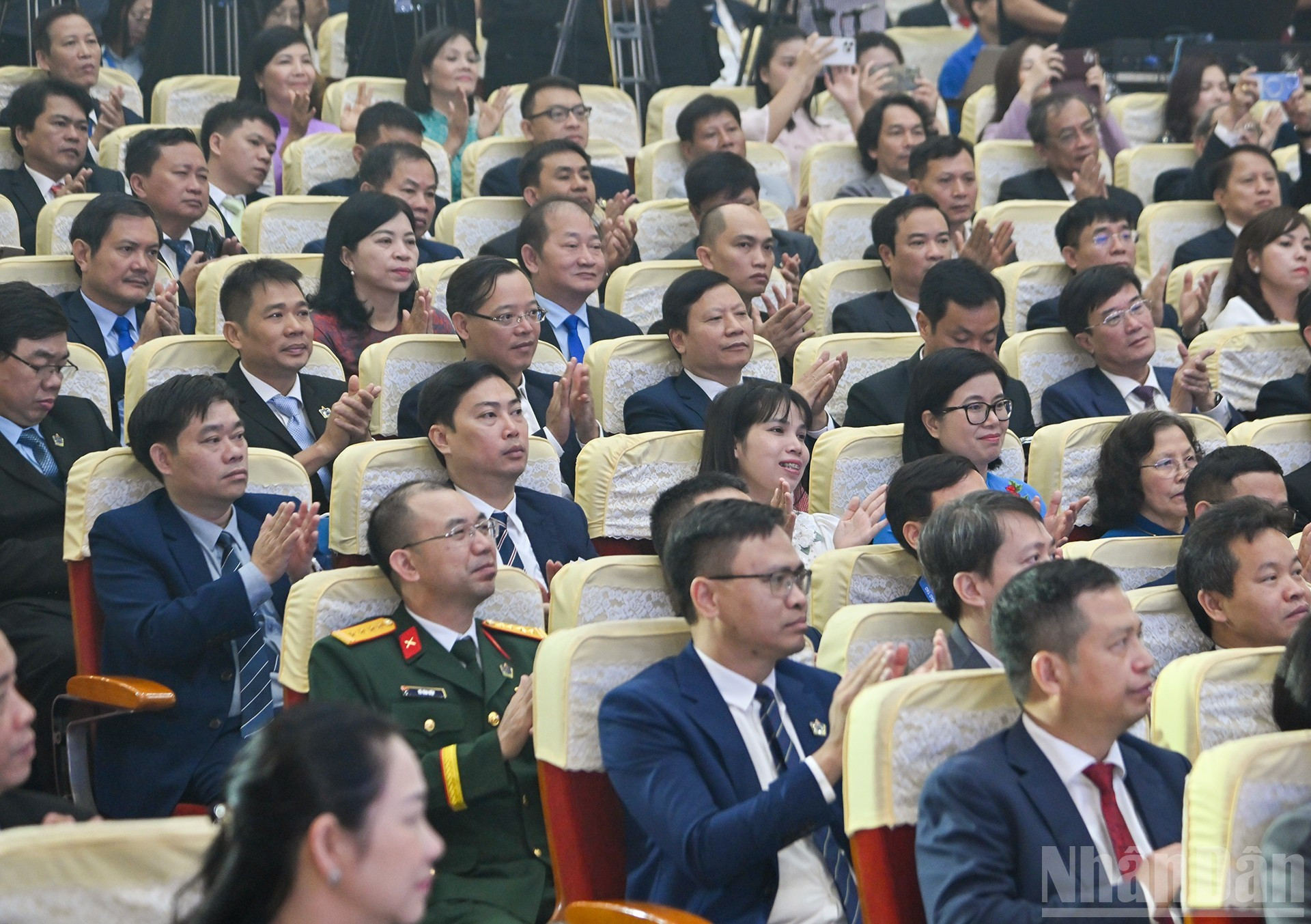 Делегаты на церемонии.